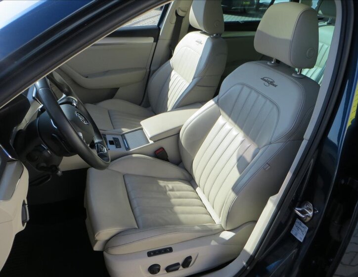 Škoda Superb Kombi 2,0 l 147 kw