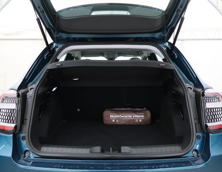 Fiat 600 Hatchback 1,2 l 100 kw