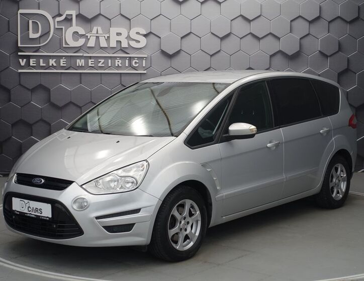 Ford S-MAX 1
