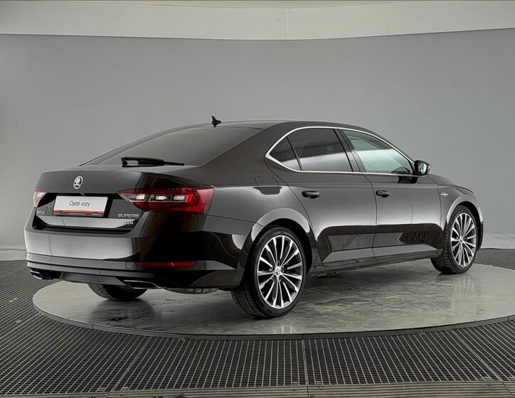 Škoda Superb Liftback 2,0 l 206 kw