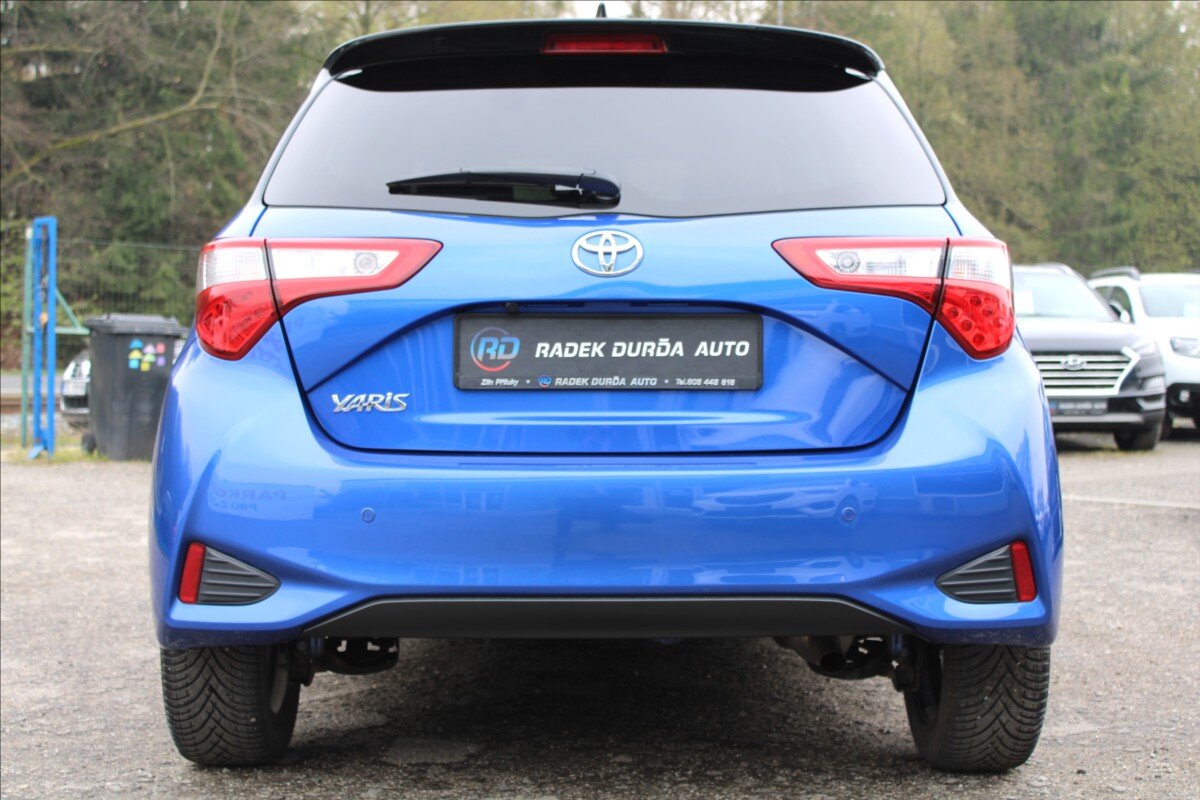 Toyota Yaris Kombi 1,5 l 82 kw
