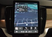 Volvo XC90 SUV 2,0 l 335 kw