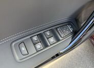 Mercedes-Benz Ostatní 24