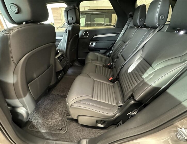 Land Rover Discovery SUV / Terénní 3,0 l 257 kw