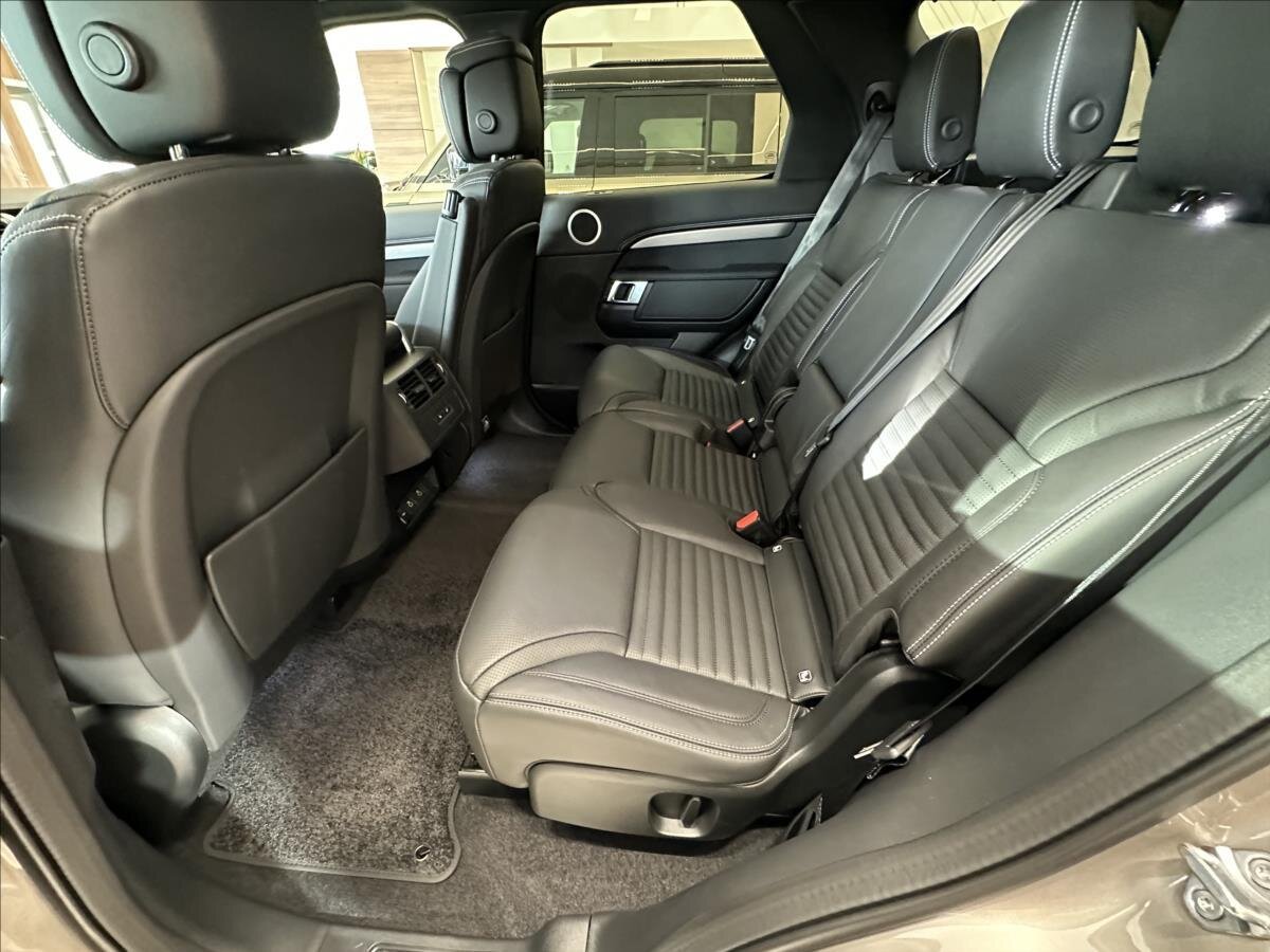 Land Rover Discovery SUV / Terénní 3,0 l 257 kw