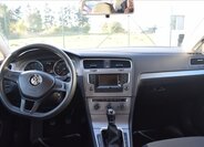 Volkswagen Golf 27