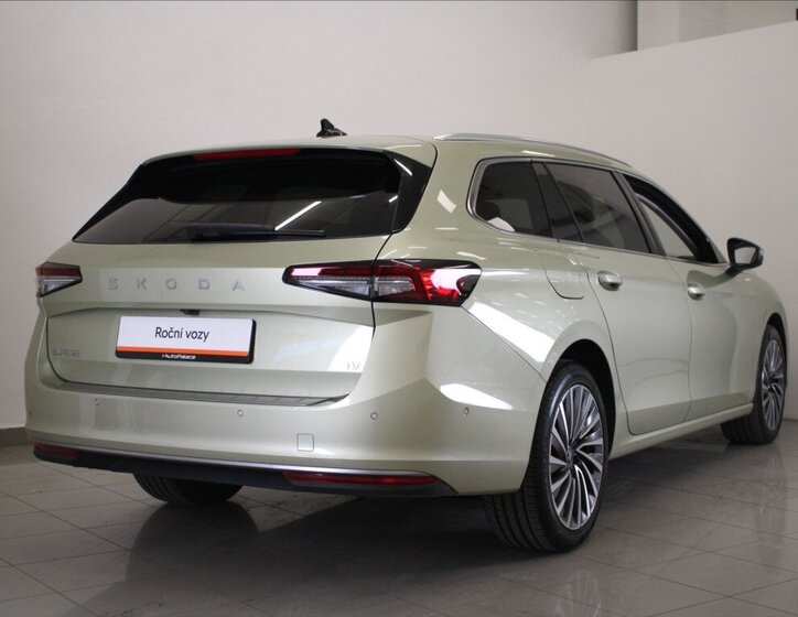 Škoda Superb Kombi 1,5 l 150 kw
