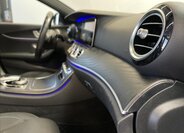 Mercedes-Benz Třídy E Sedan 3,0 l 270 kw