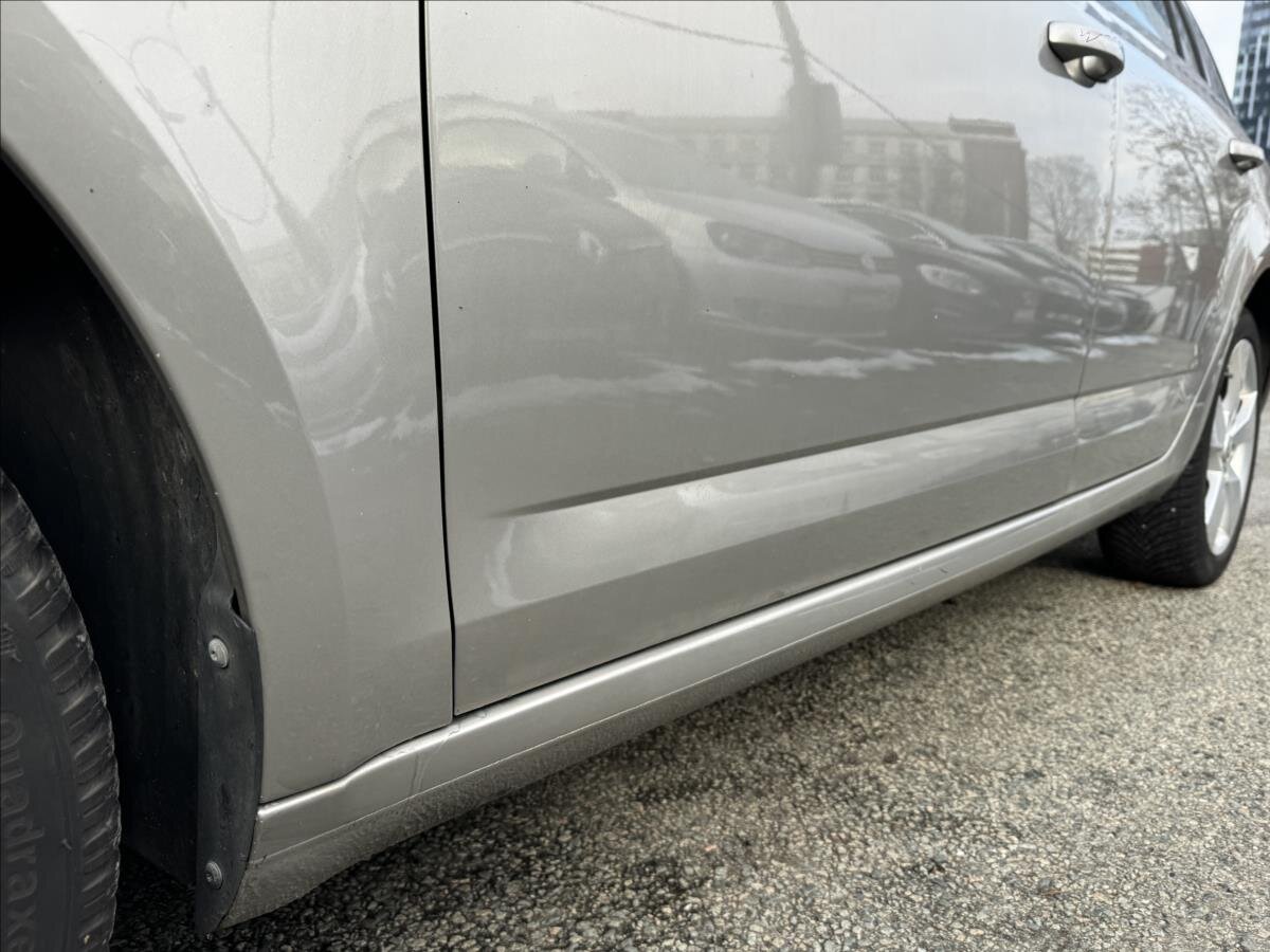 Škoda Octavia Kombi 2,0 l 110 kw