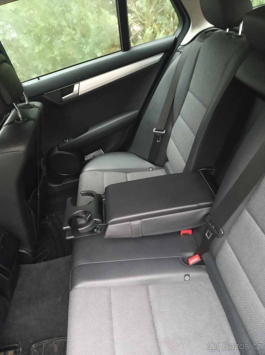 Mercedes-Benz Třídy C Kombi 0,0 125 kw