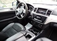 Mercedes-Benz Třídy M SUV / Terénní 3,0 l 190 kw