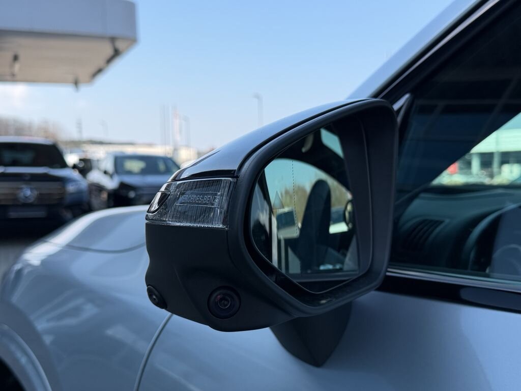 Mercedes-Benz GLB Kombi 0,0 260 kw