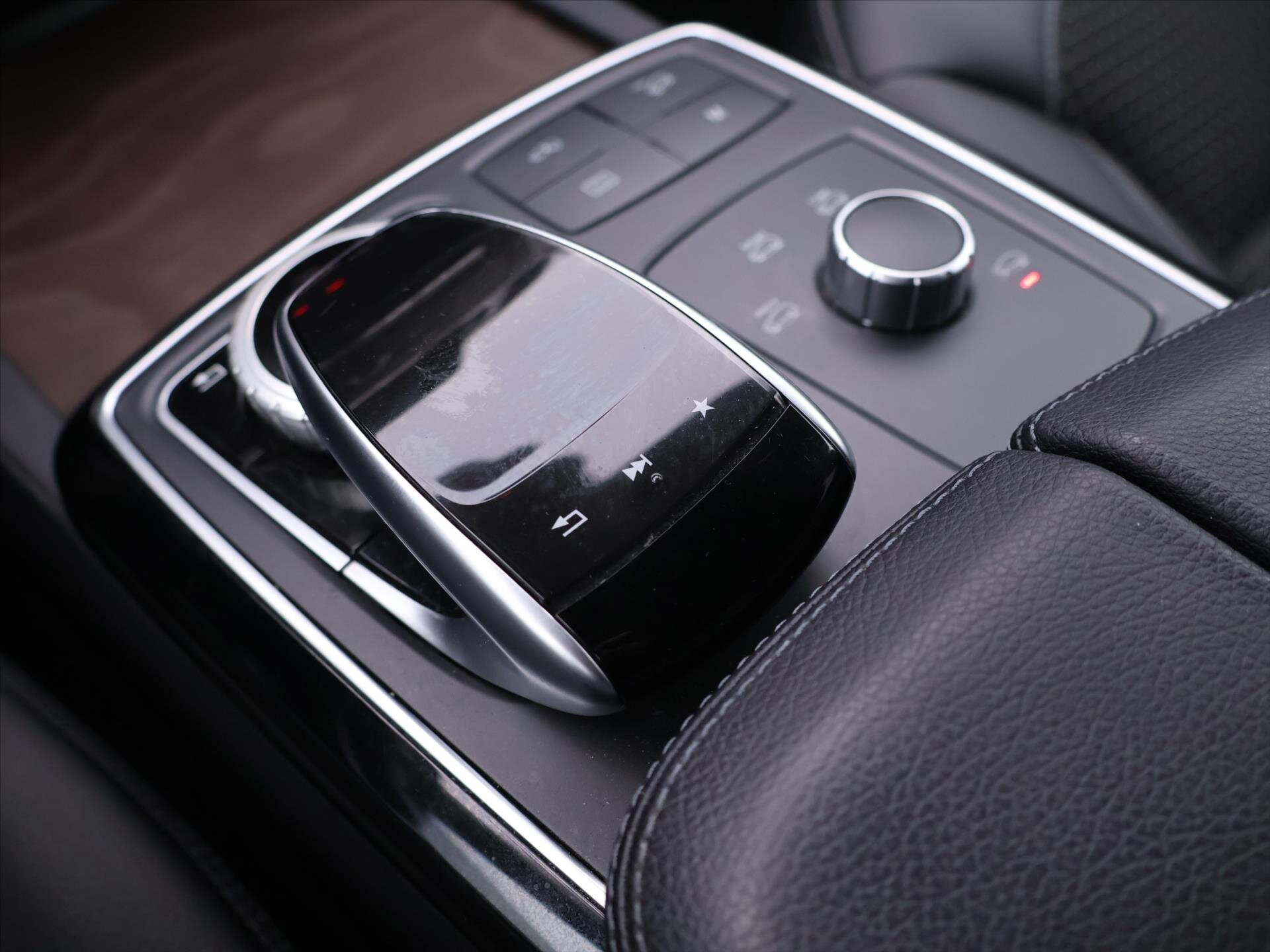 Mercedes-Benz GLE SUV / Terénní 3,0 l 190 kw