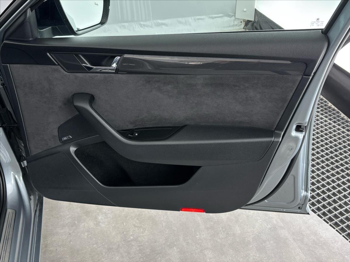 Škoda Superb Liftback 2,0 l 140 kw