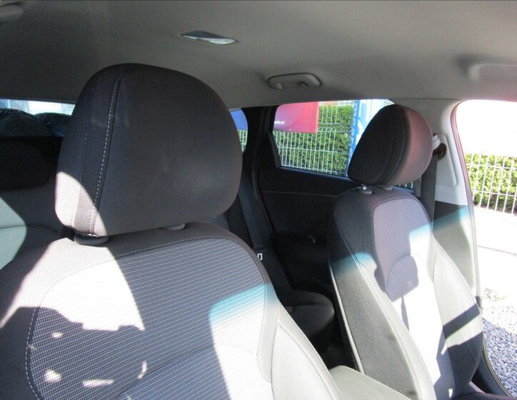 Hyundai i30 Kombi 1,6 l 81 kw