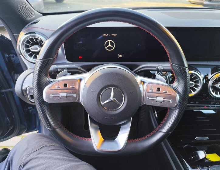 Mercedes-Benz CLA 13