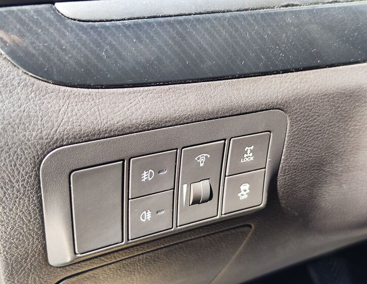 Hyundai Santa Fe SUV / Terénní 2,2 l 145 kw