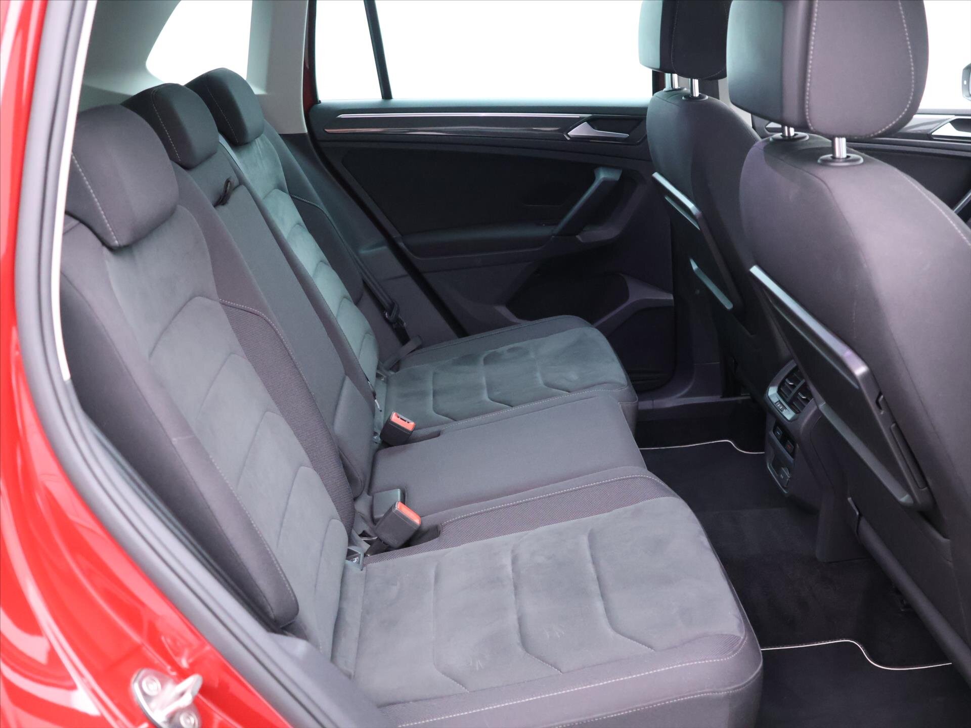 Volkswagen Tiguan SUV / Terénní 1,4 l 92 kw