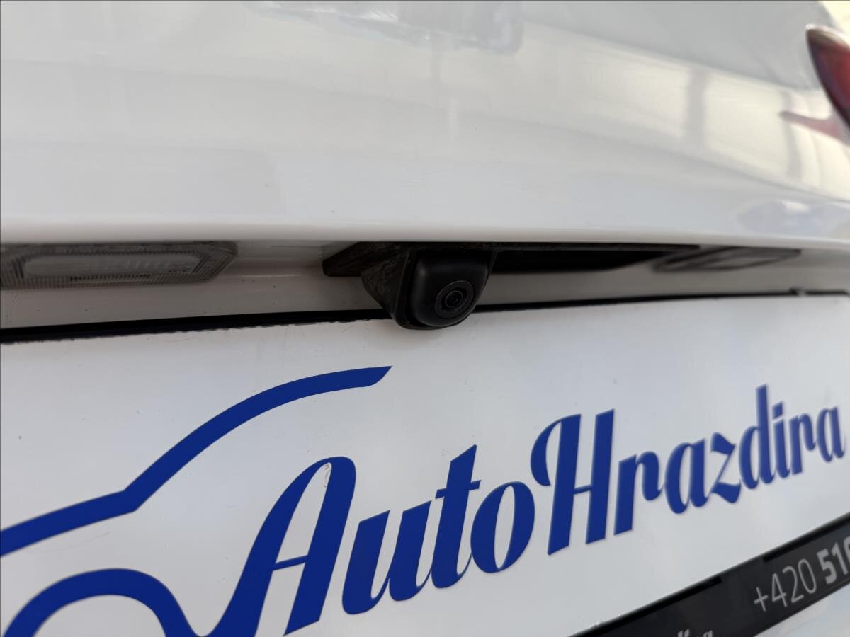 Hyundai i30 Kombi 1,4 l 103 kw
