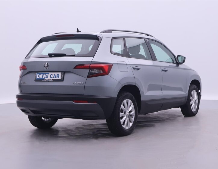 Škoda Karoq SUV / Terénní 1,5 l 110 kw