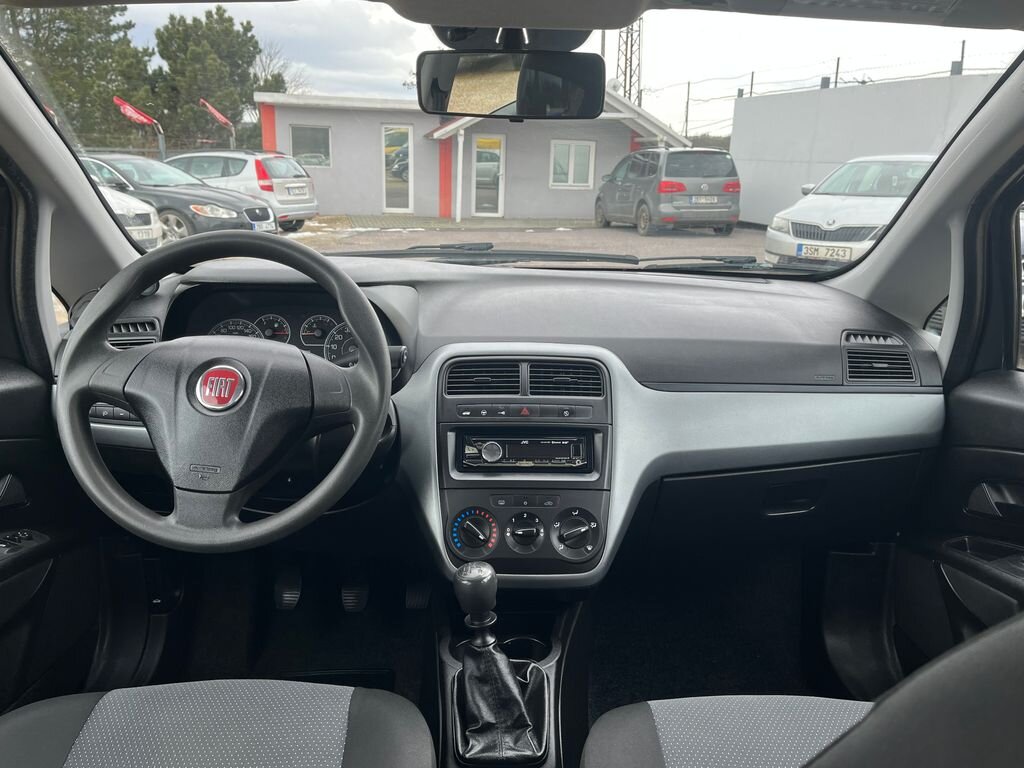 Fiat Punto Hatchback 1,2 l 51 kw