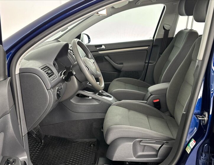 Volkswagen Golf Hatchback 1,6 l 75 kw