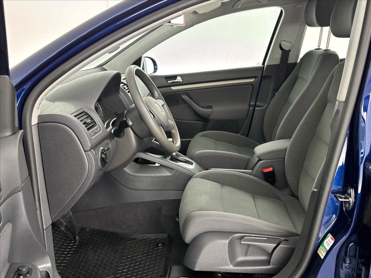 Volkswagen Golf Hatchback 1,6 l 75 kw