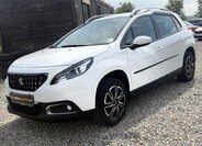 Peugeot 2008 SUV / Terénní 1,2 l 61 kw