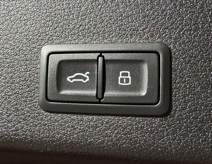 Audi e-tron SUV 0,0 300 kw