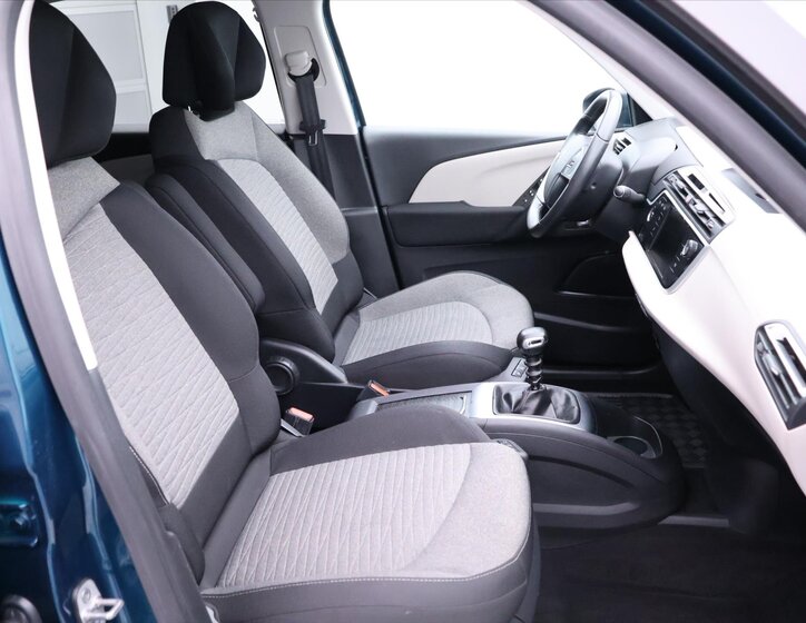 Citroën C4 SpaceTourer 11