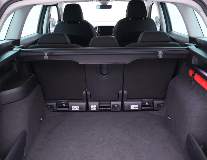 Škoda Karoq SUV / Terénní 2,0 l 85 kw