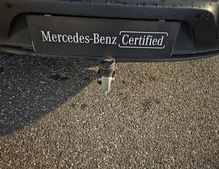 Mercedes-Benz EQB 25