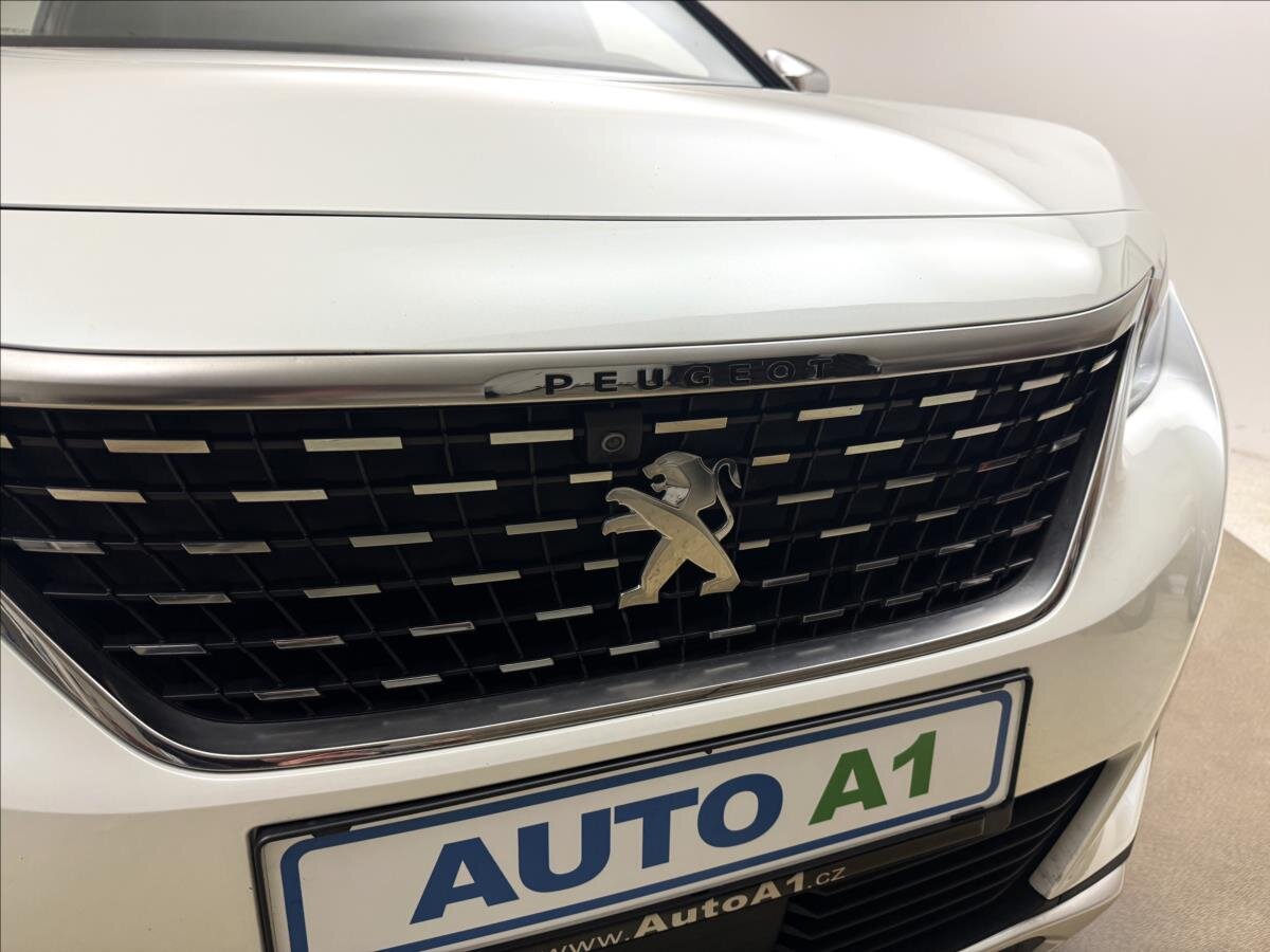 Peugeot 5008 SUV / Terénní 2,0 l 133 kw