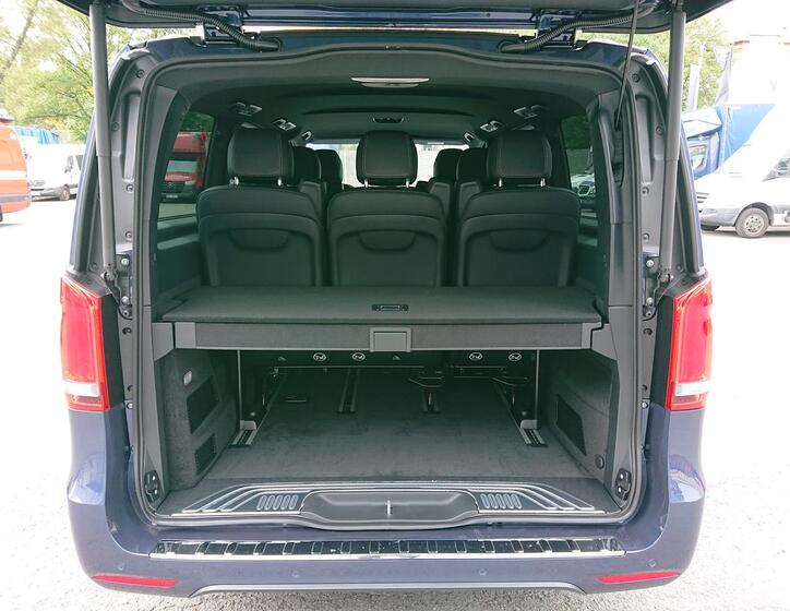 Mercedes-Benz EQV 12