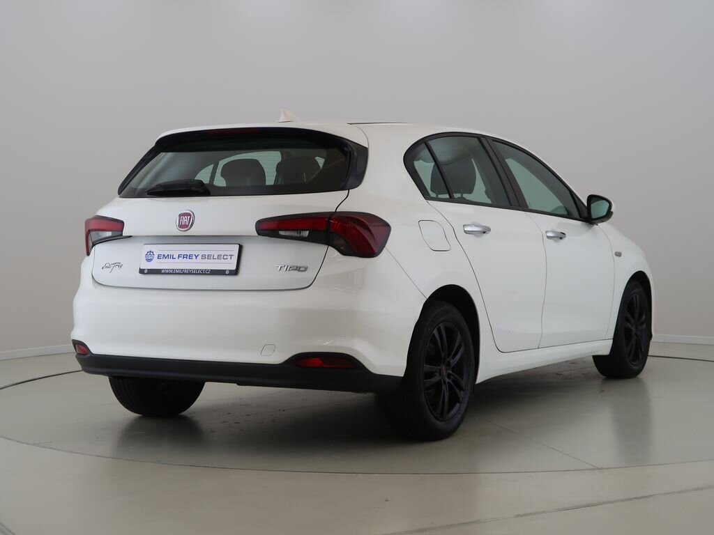 Fiat Tipo Sedan / Limuzína 1,4 l 70 kw