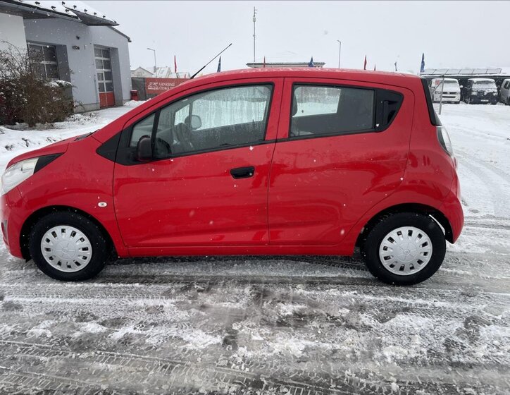 Chevrolet Spark 28