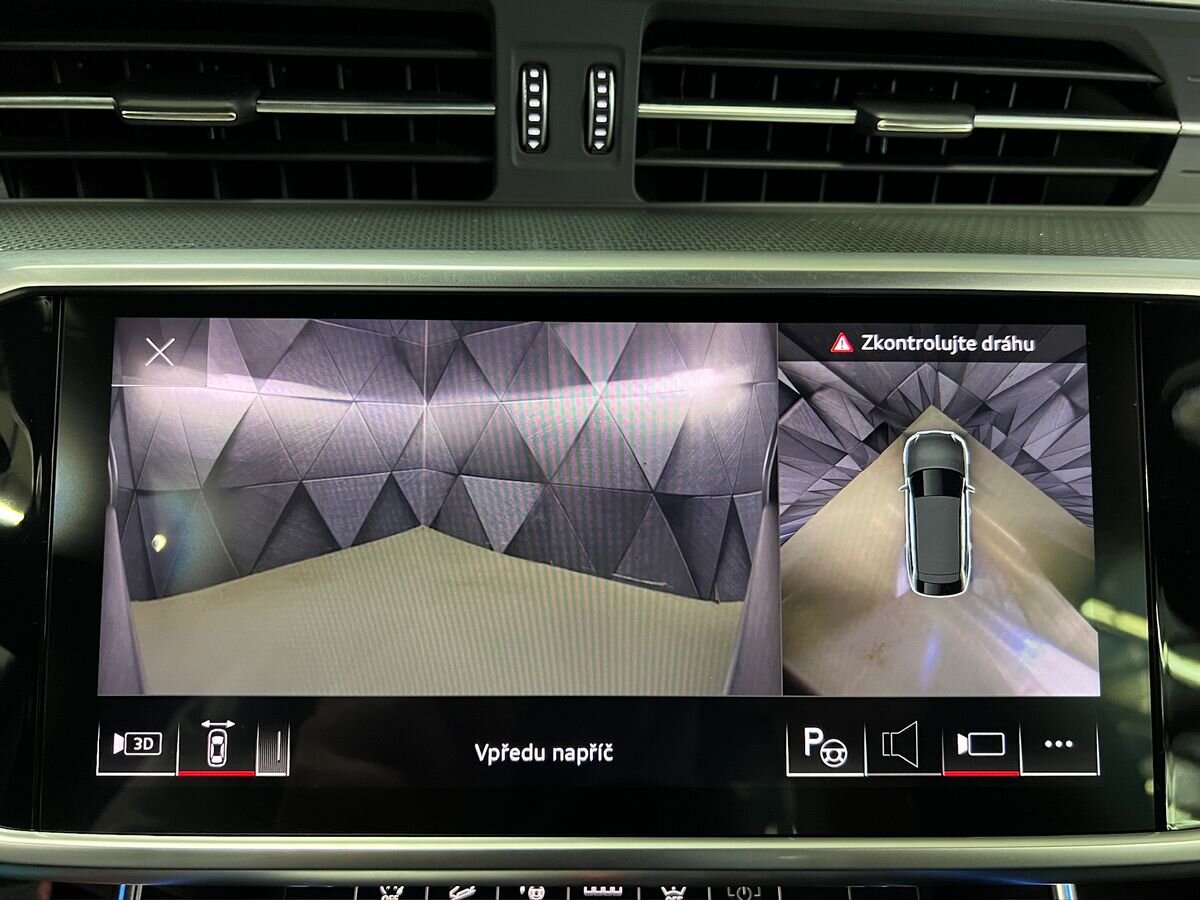 Audi A6 Allroad Kombi 3,0 l 210 kw