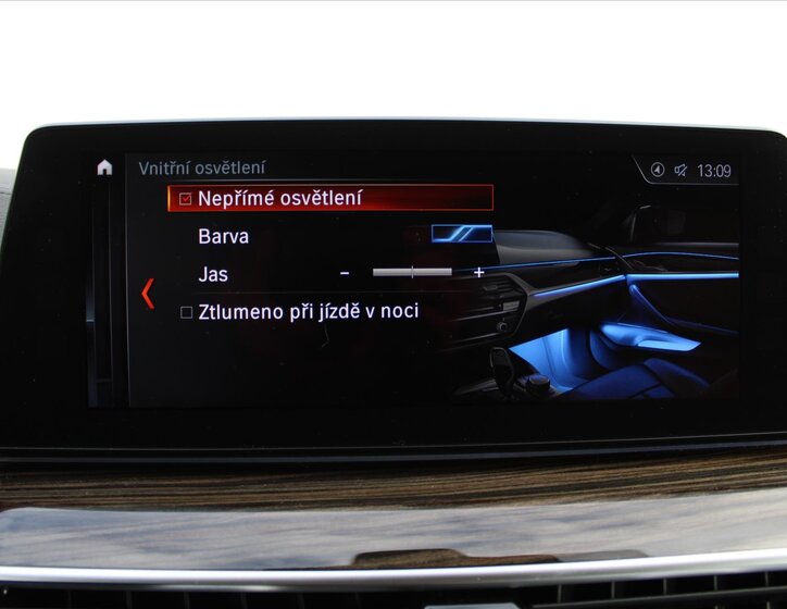 BMW Řada 5 Sedan / Limuzína 3,0 l 250 kw