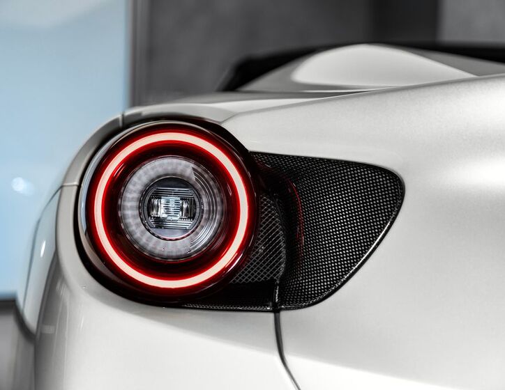 Ferrari Portofino 18