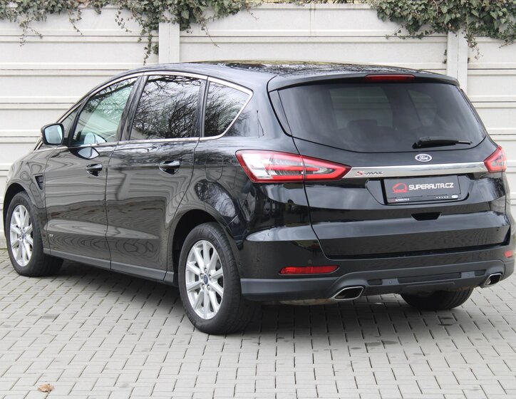 Ford S-MAX 4