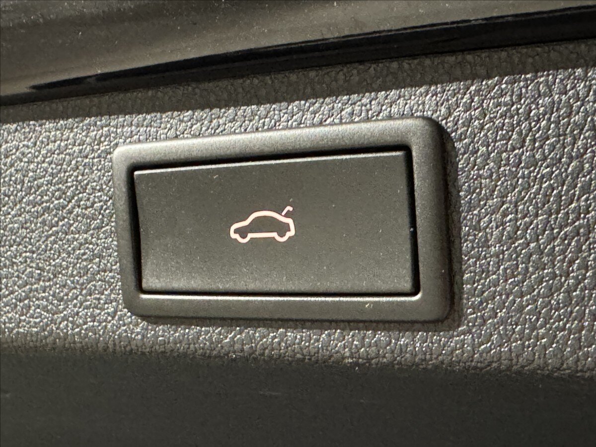 Škoda Superb Kombi 1,4 l 160 kw