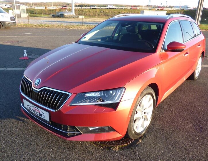 Škoda Superb Kombi 2,0 l 110 kw