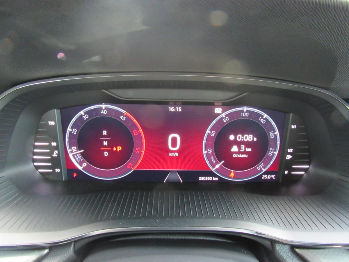 Škoda Octavia Sedan / Limuzína 2,0 l 110 kw