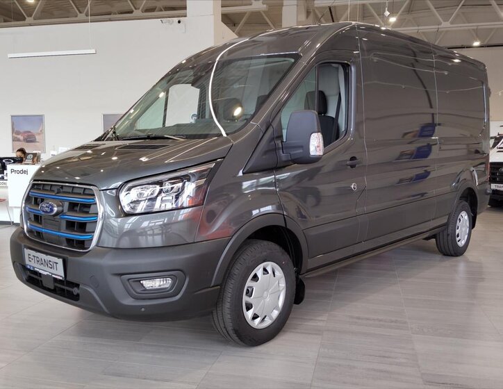 Ford Transit 12