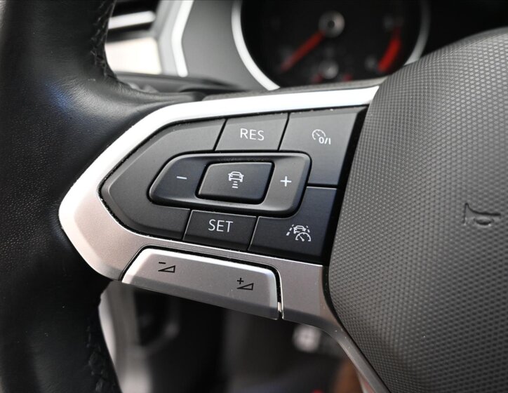 Volkswagen Passat Kombi 2,0 l 110 kw