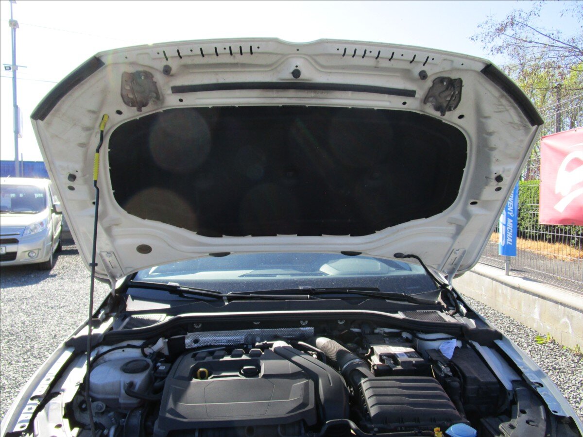 Volkswagen Golf Hatchback 1,5 l 110 kw