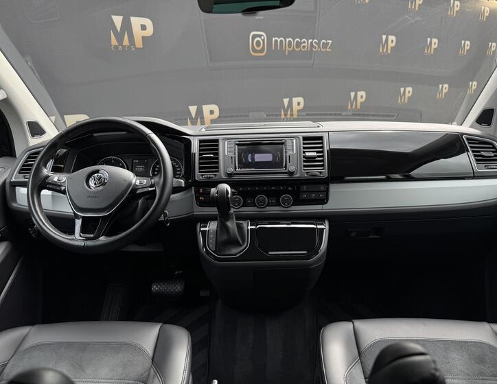 Volkswagen Multivan 22