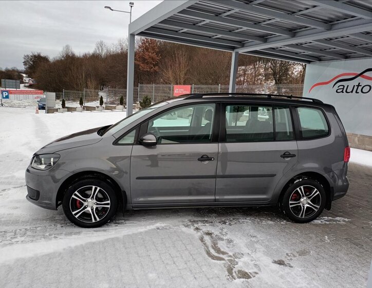 Volkswagen Touran MPV 1,2 l 77 kw