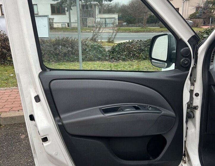 Fiat Dobló MPV 0,0 88 kw