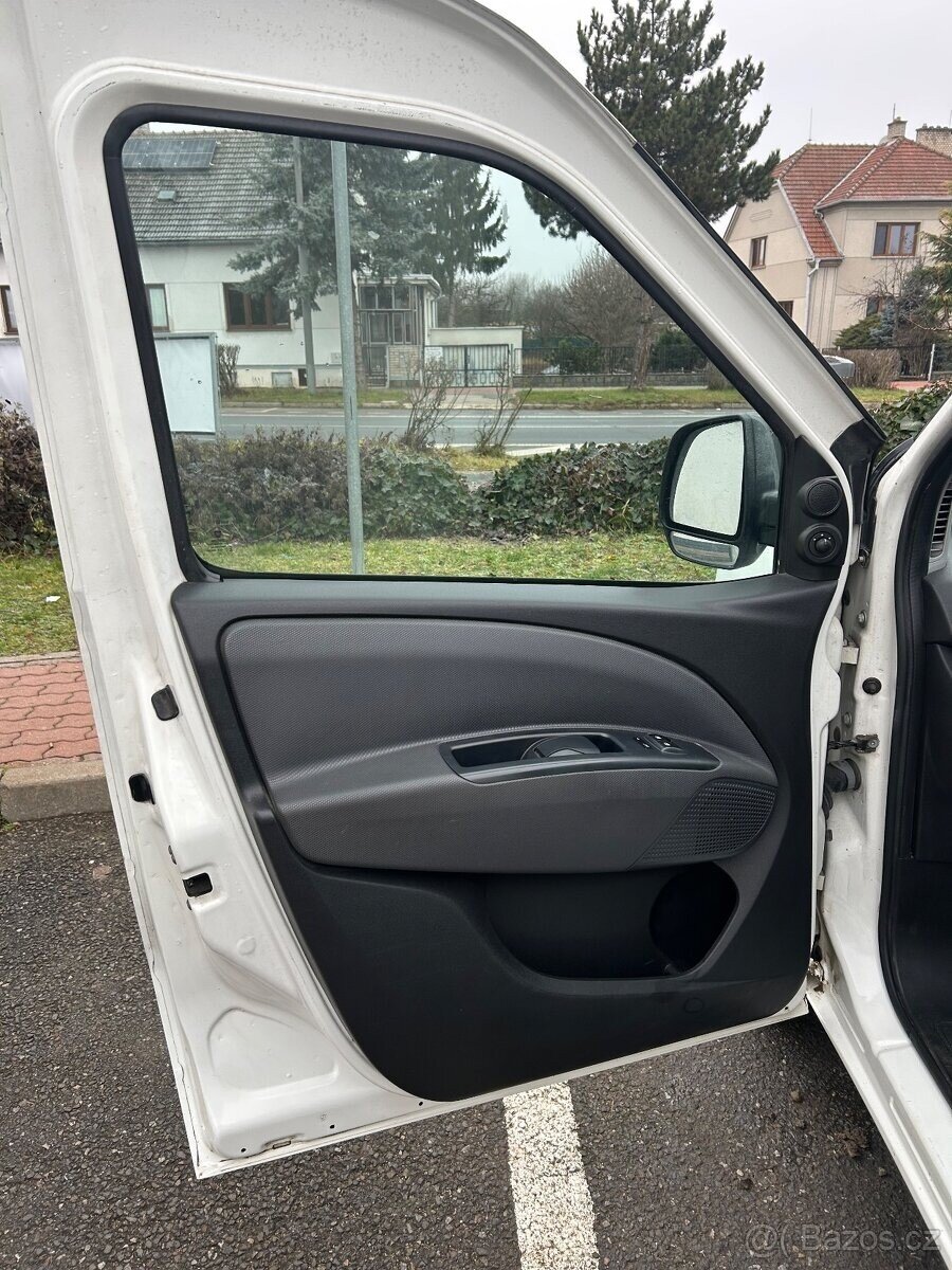 Fiat Dobló MPV 0,0 88 kw